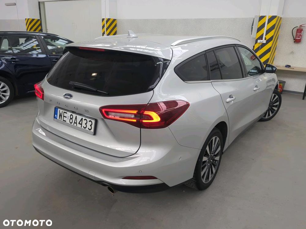 Ford Focus 1.0 EcoBoost Titanium Style - 4