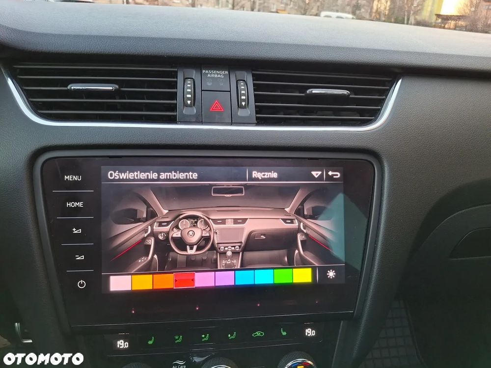 Skoda Octavia 2.0 TDI 4x4 DSG RS - 33