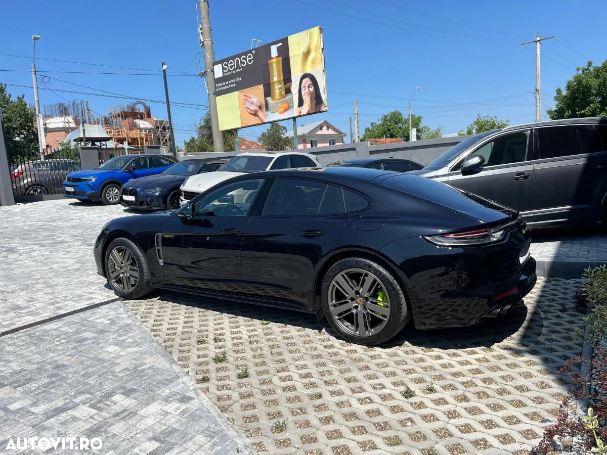 Porsche Panamera - 10