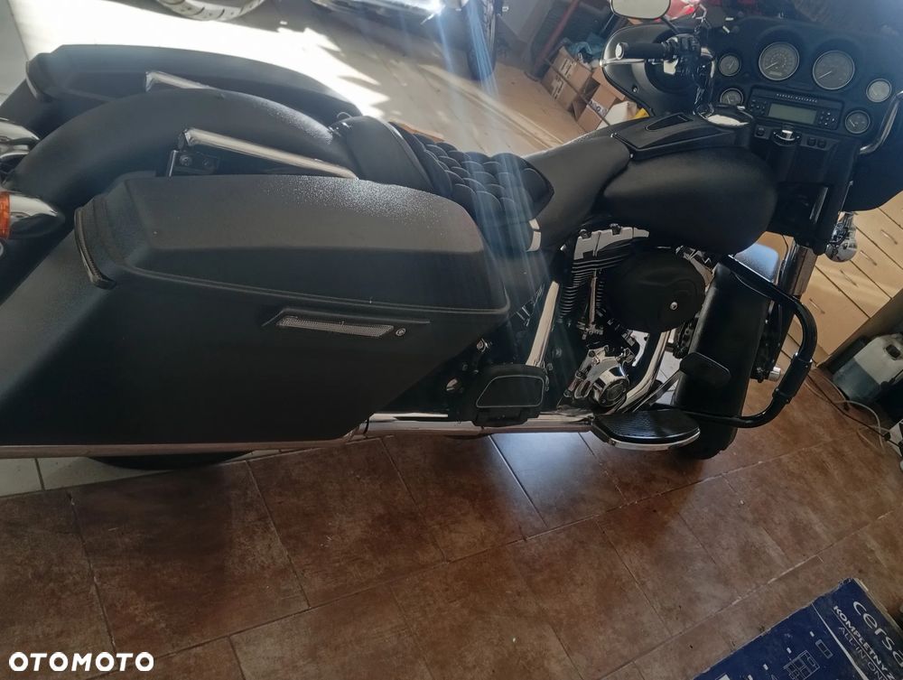 Harley-Davidson Dyna - 4