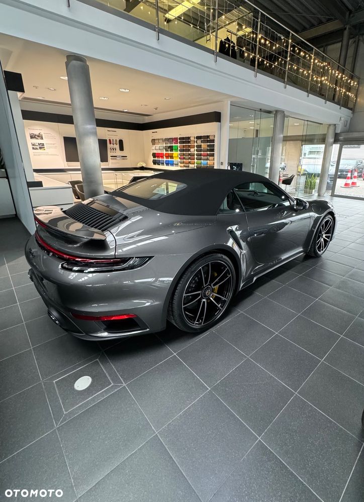 Porsche 911 Turbo S - 2