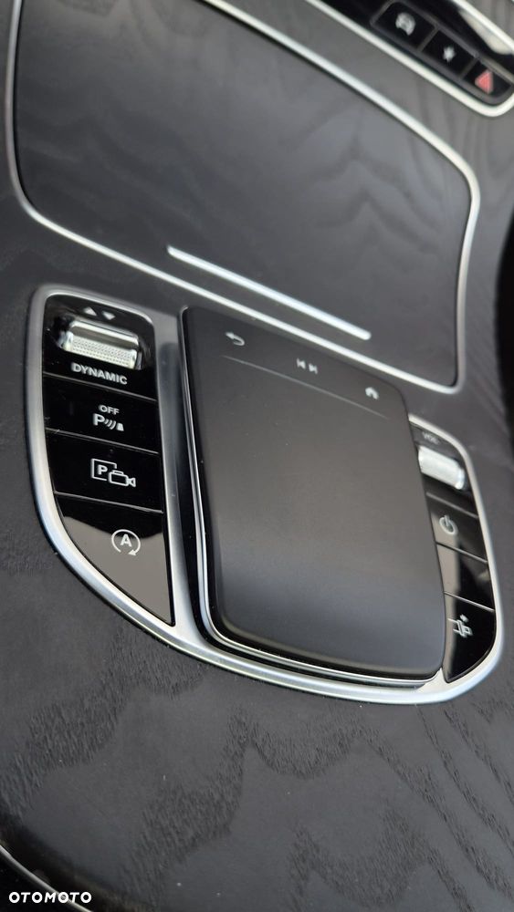 Mercedes-Benz Klasa E - 9