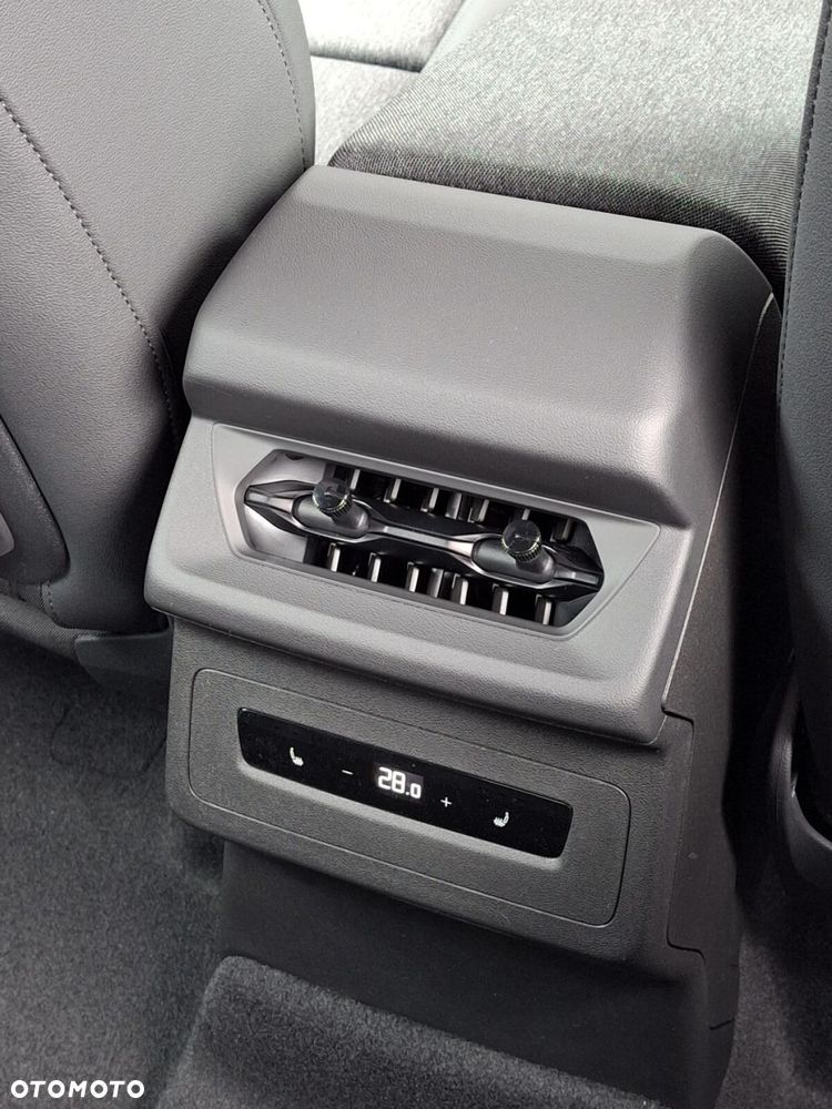 Audi Q6 Sportback e-tron - 23