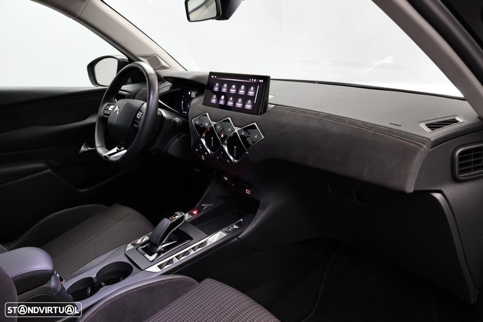 DS DS3 E-Tense Performance Line + - 22