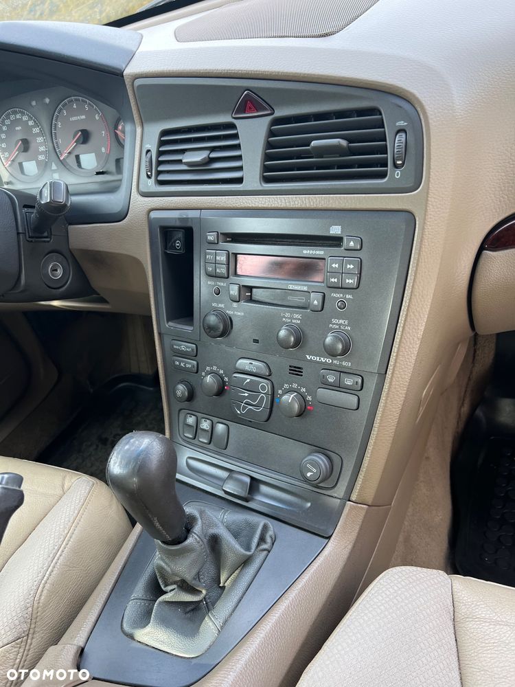 Volvo S60 2.4 Momentum - 9