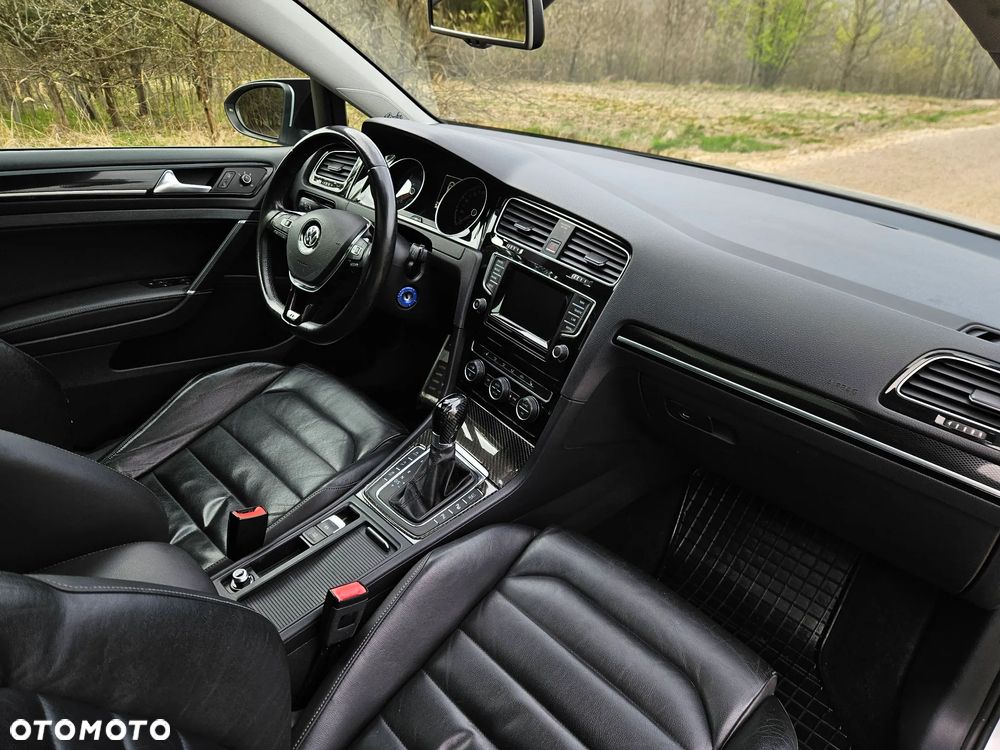 Volkswagen Golf 2.0 TDI BMT Highline DSG - 30