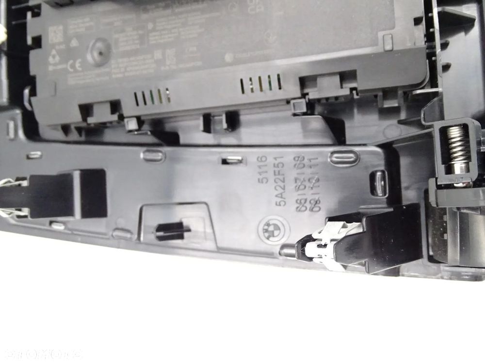 BMW X1 U11 IX1 SCHOWEK TUNELU ŁADOWARKA INDUKCYJNA NFC 5A22F51 - 4