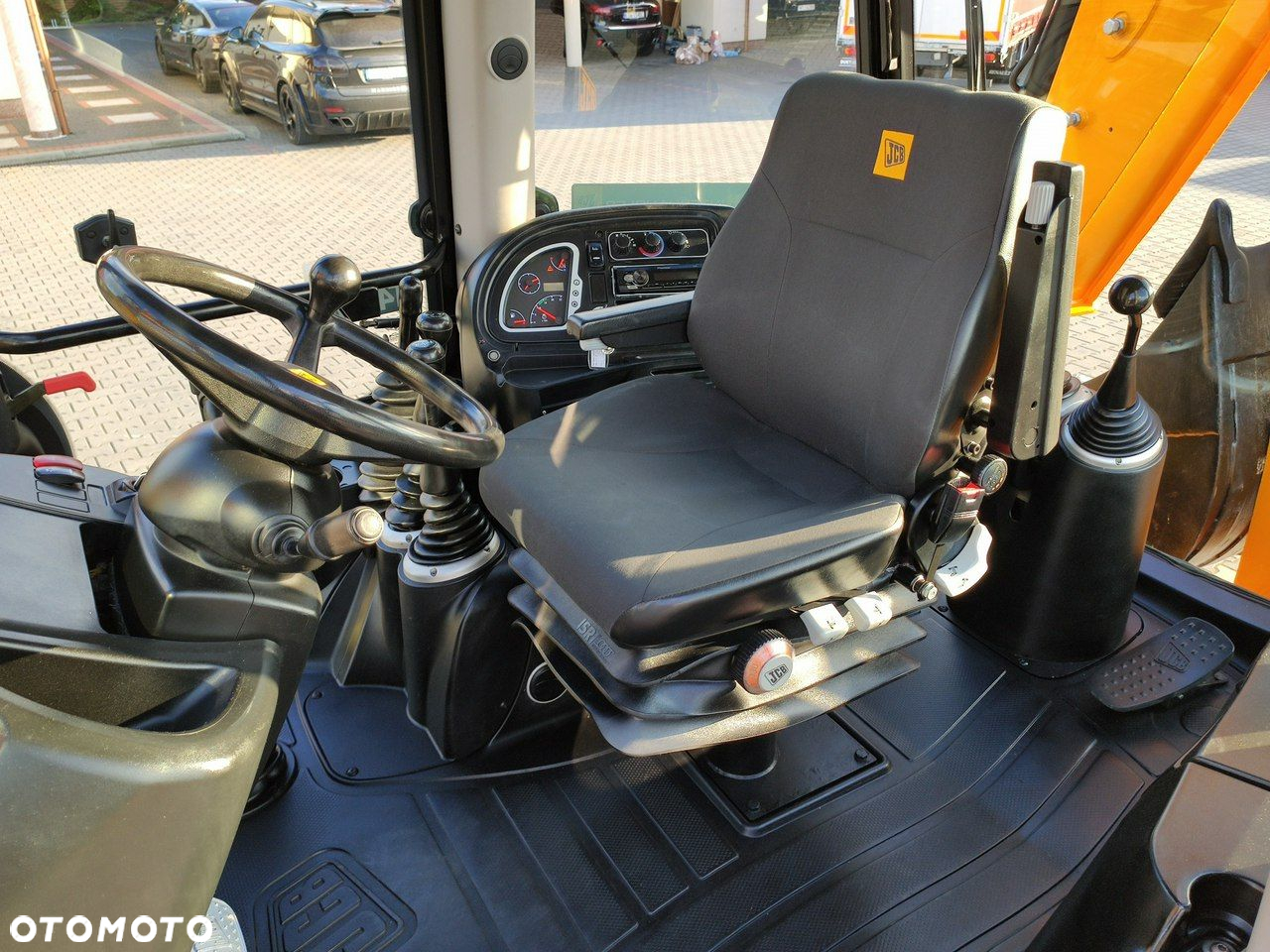 JCB 3CX - 13