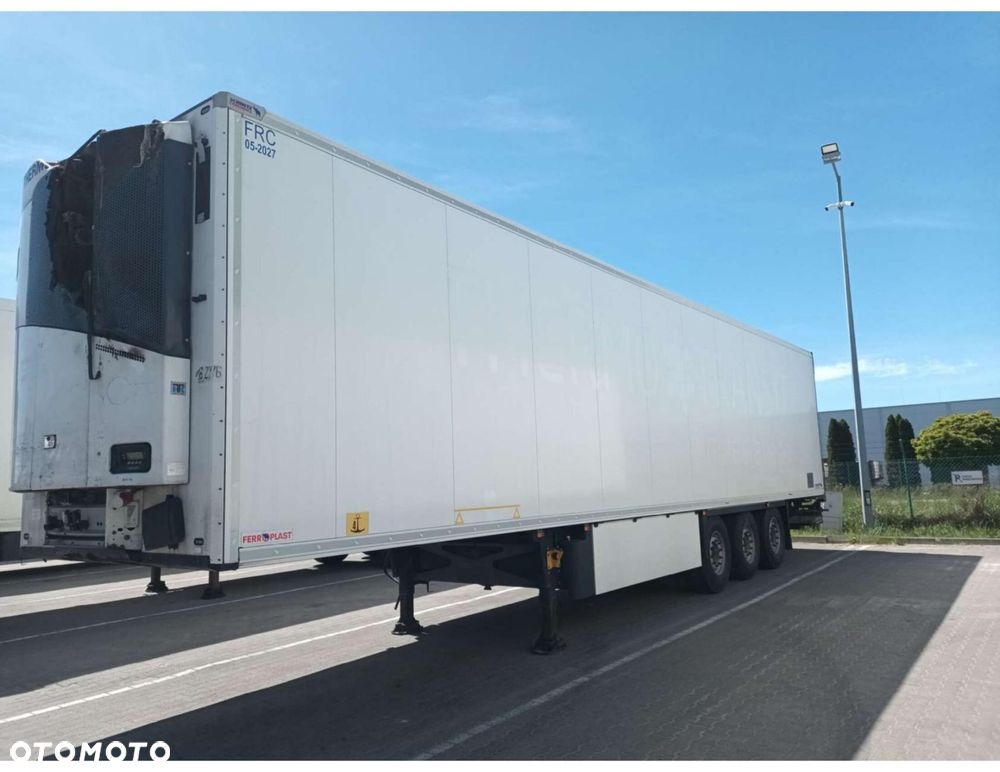 Schmitz Cargobull SKO FP45 TK Spect. Multi Temp, trailer lift - 3