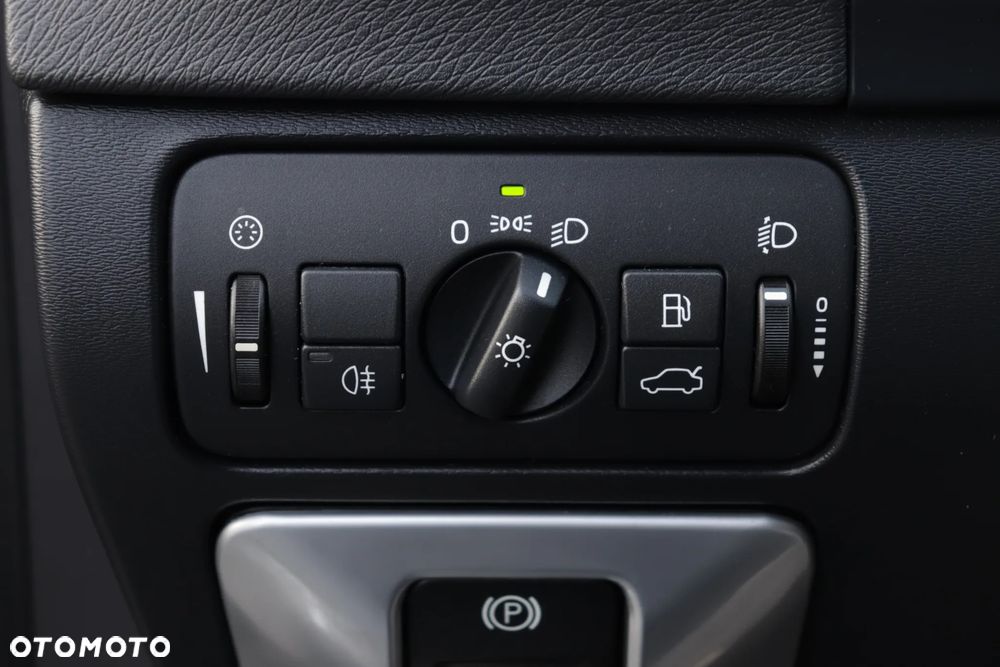 Volvo V60 D3 Momentum - 21