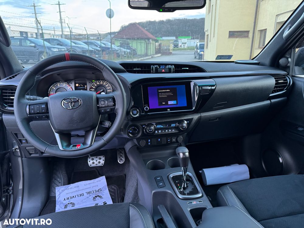 Toyota Hilux 4x4 Double Cab Autm. GR Sport - 10