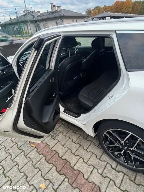 Kia Optima Kombi 18-19 - 10