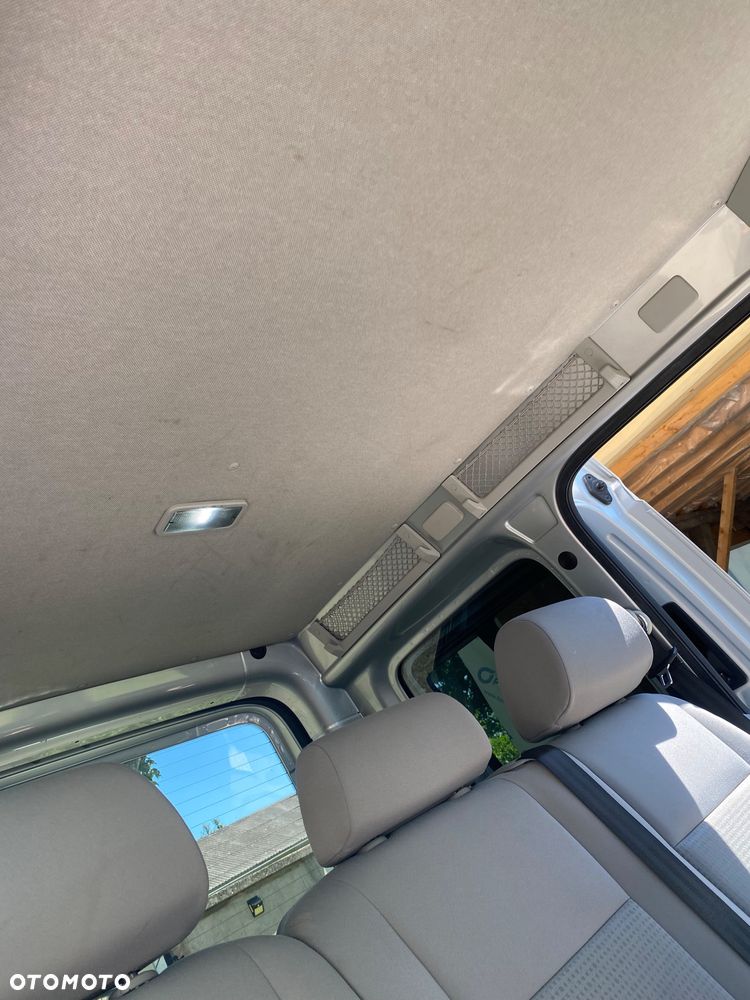 Volkswagen Caddy Life - 21
