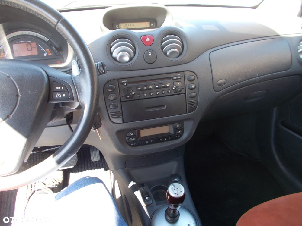 Citroën C2 1.4 Senso Drive Confort - 11