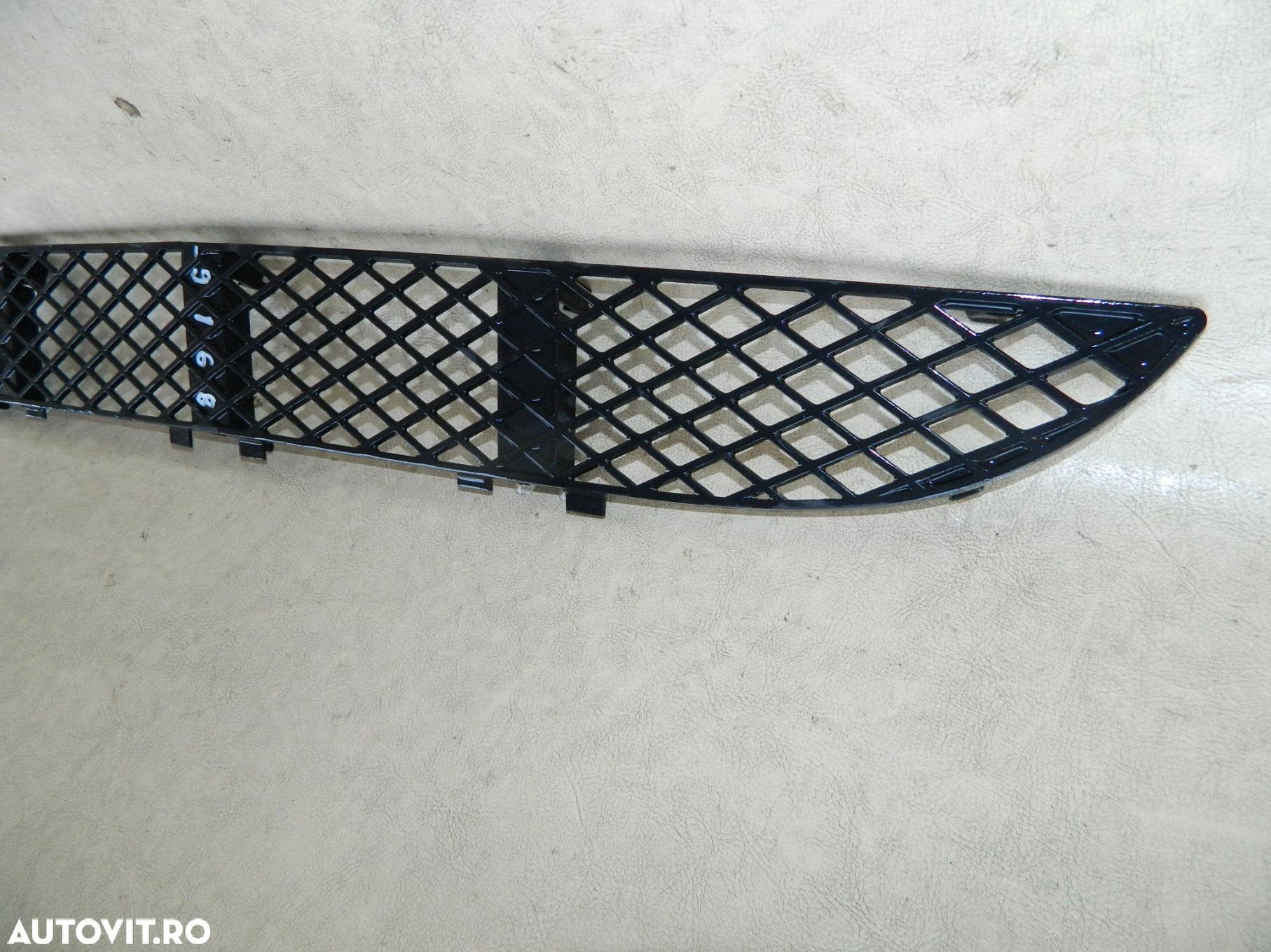 Grila intre proiectoare, Mercedes E-Class W210 facelift, 00-02, 2108850053 - 6