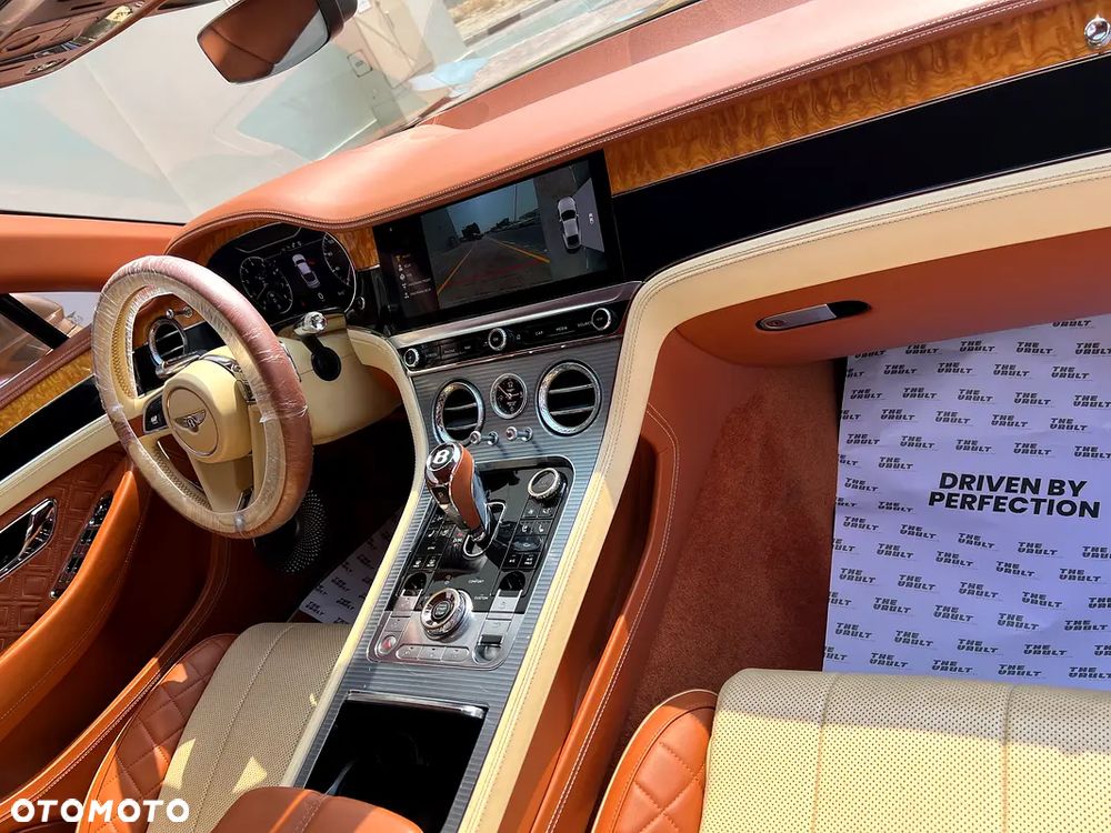 Bentley Continental GT - 16