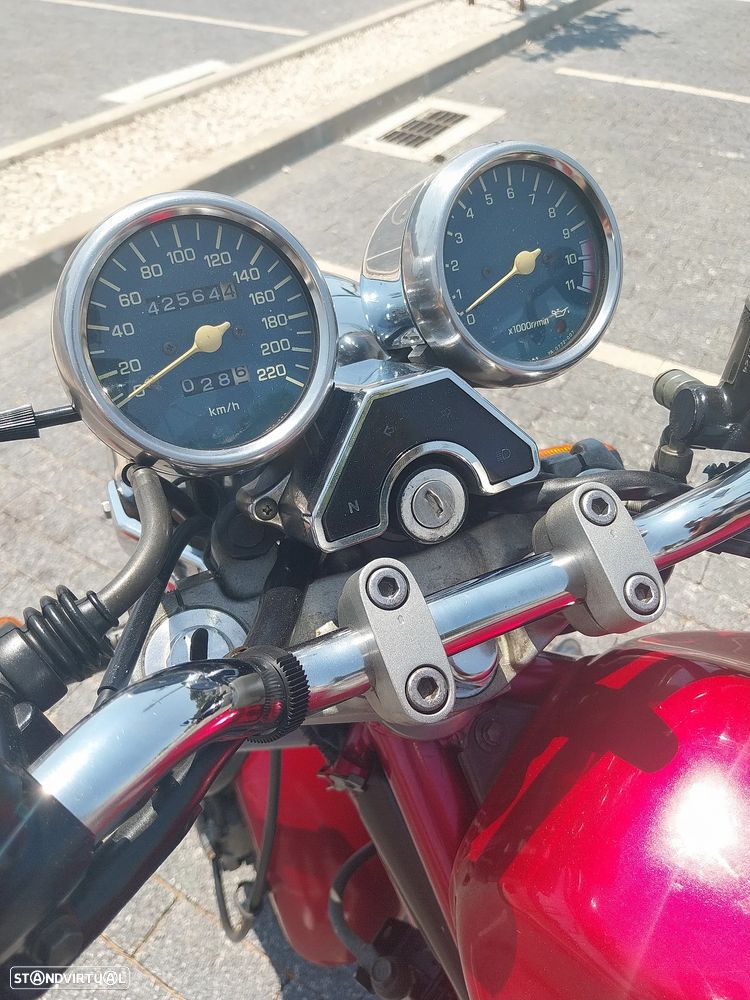 Yamaha XJ 600N - 3