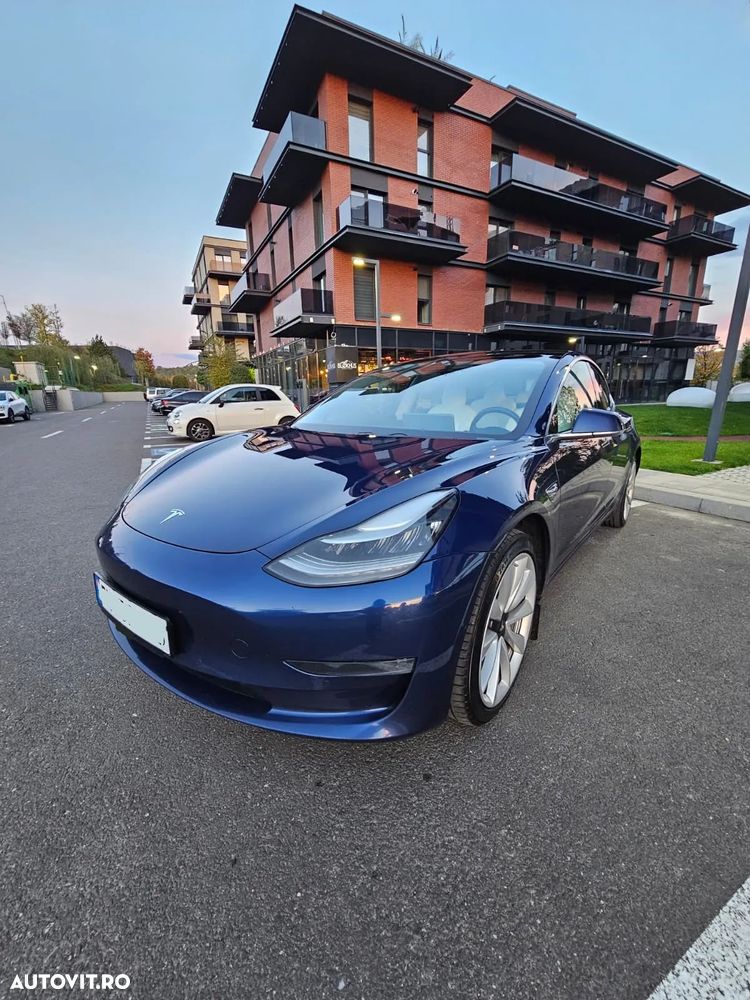 Tesla Model 3 Langstreckenbatterie Allradantrieb Dual Motor - 3