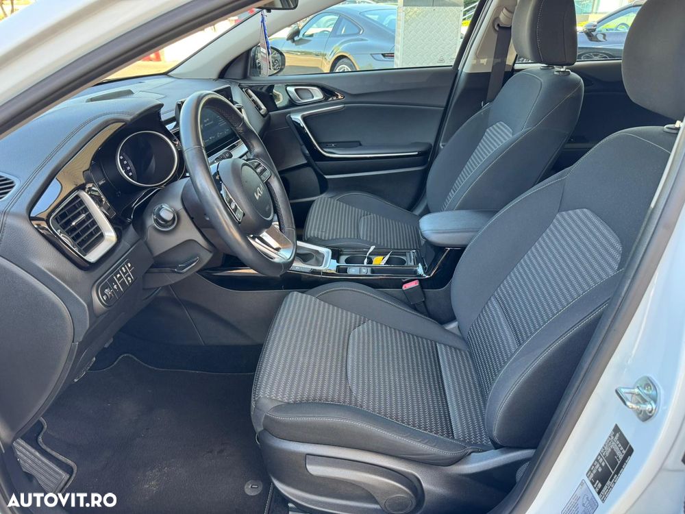Kia XCeed 1.6 GDI 6DCT PHEV Vision - 10