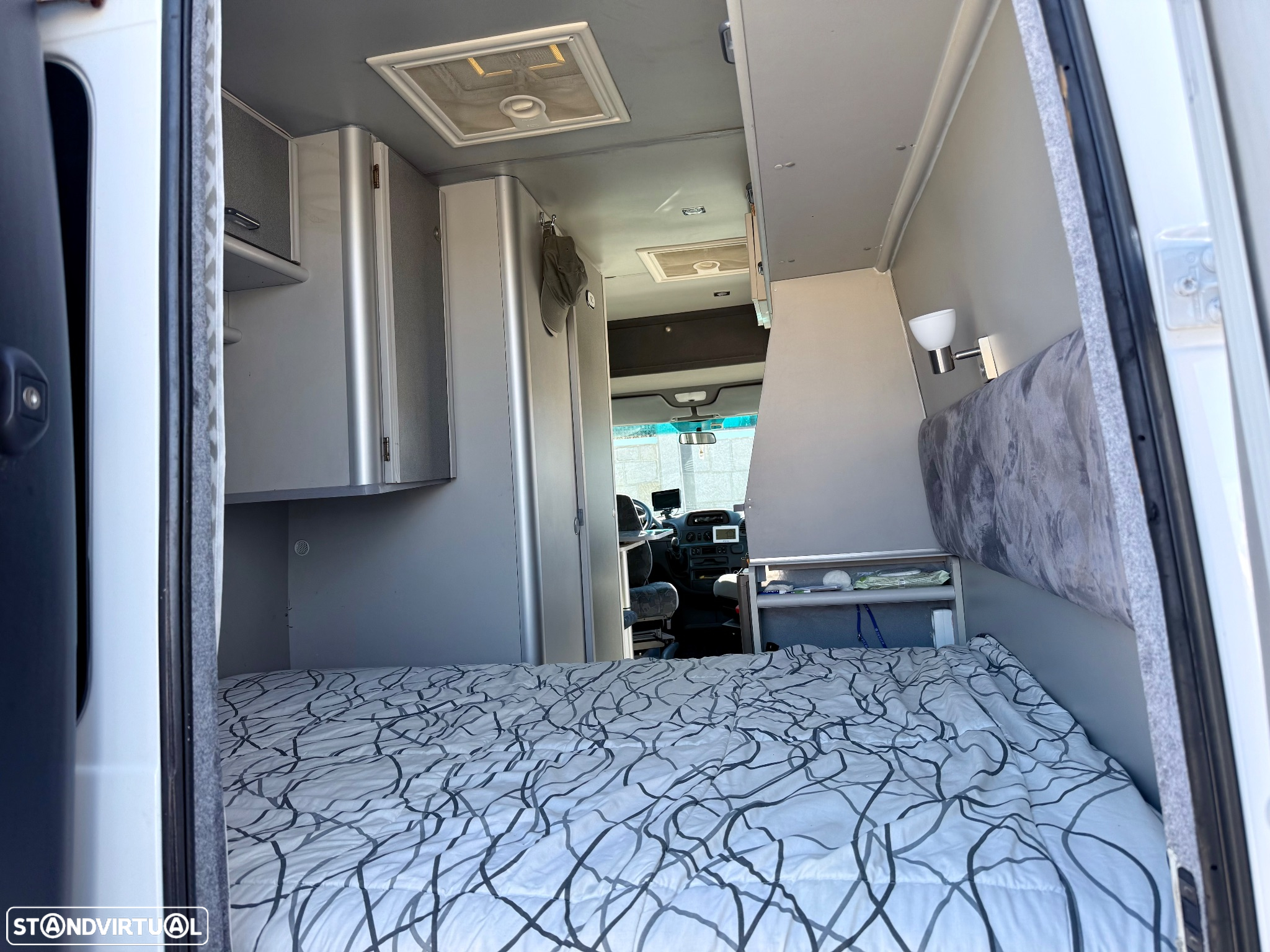 Mercedes-Benz Sprinter - 24
