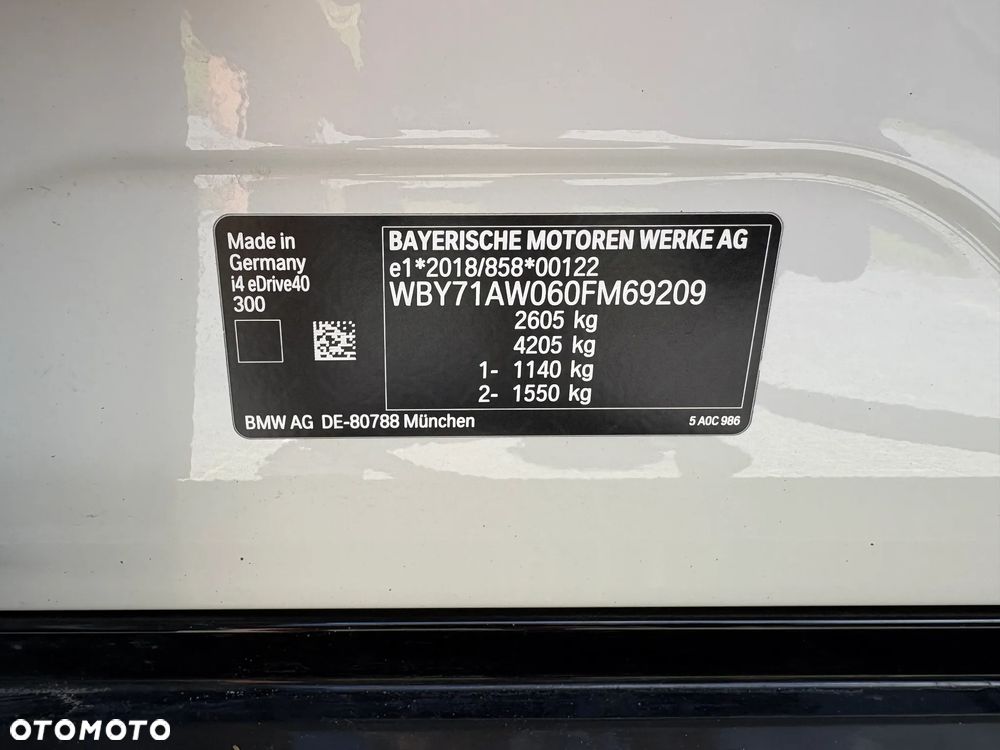 BMW i4 80.7kWh eDrive 40 M Sport - 12
