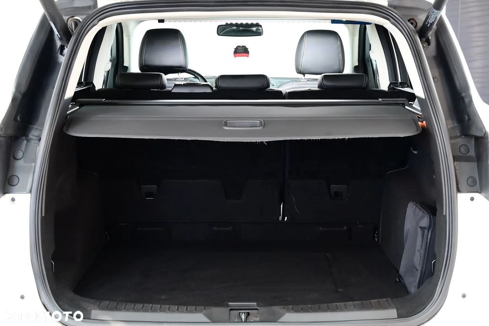 Ford Kuga 2.0 TDCi 4x4 Individual - 35
