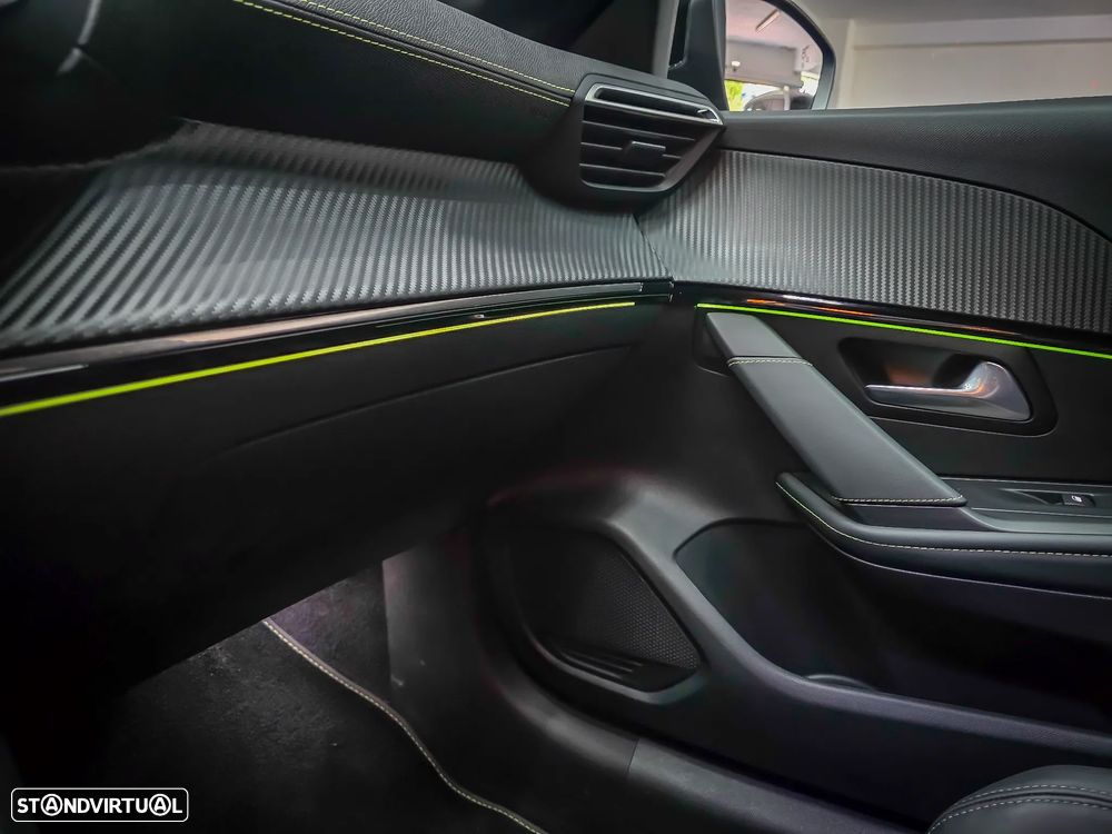 Peugeot e-208 GT Pack - 30