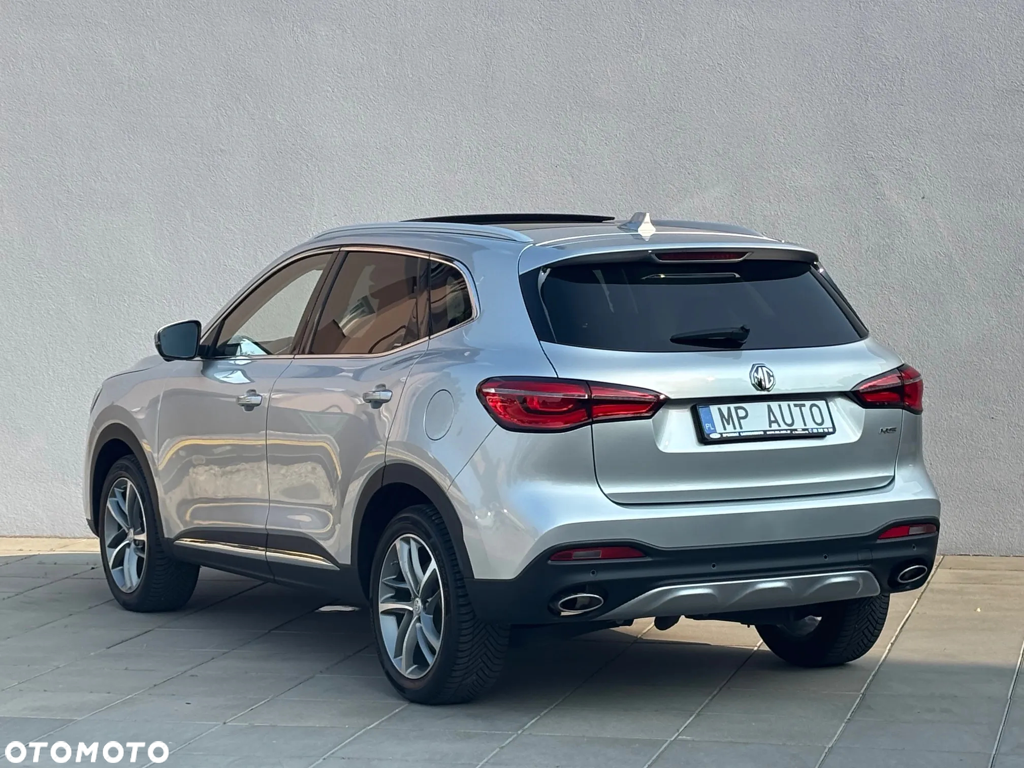 MG HS 1.5 T-GDI Exclusive DCT - 4