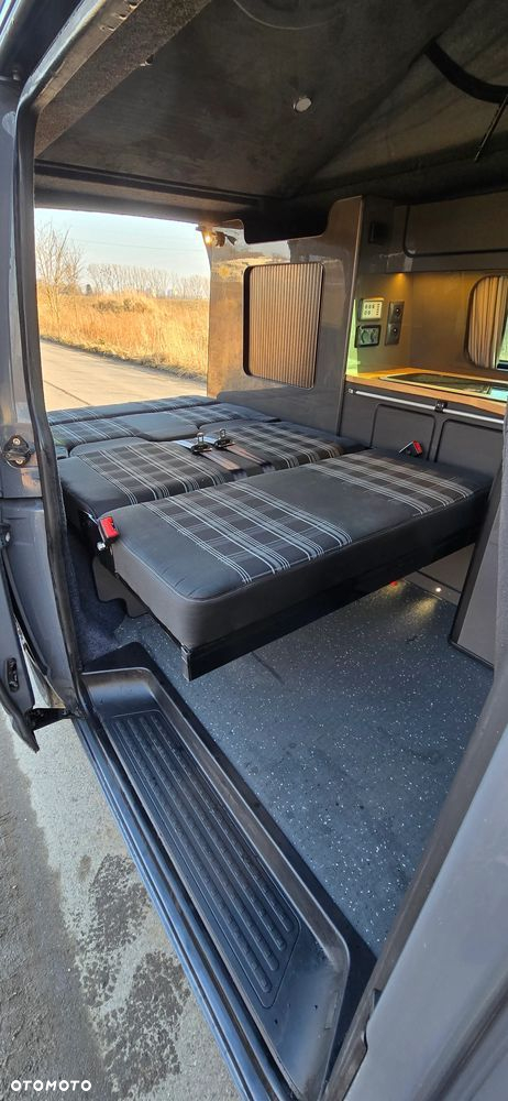 Volkswagen Transporter - 17