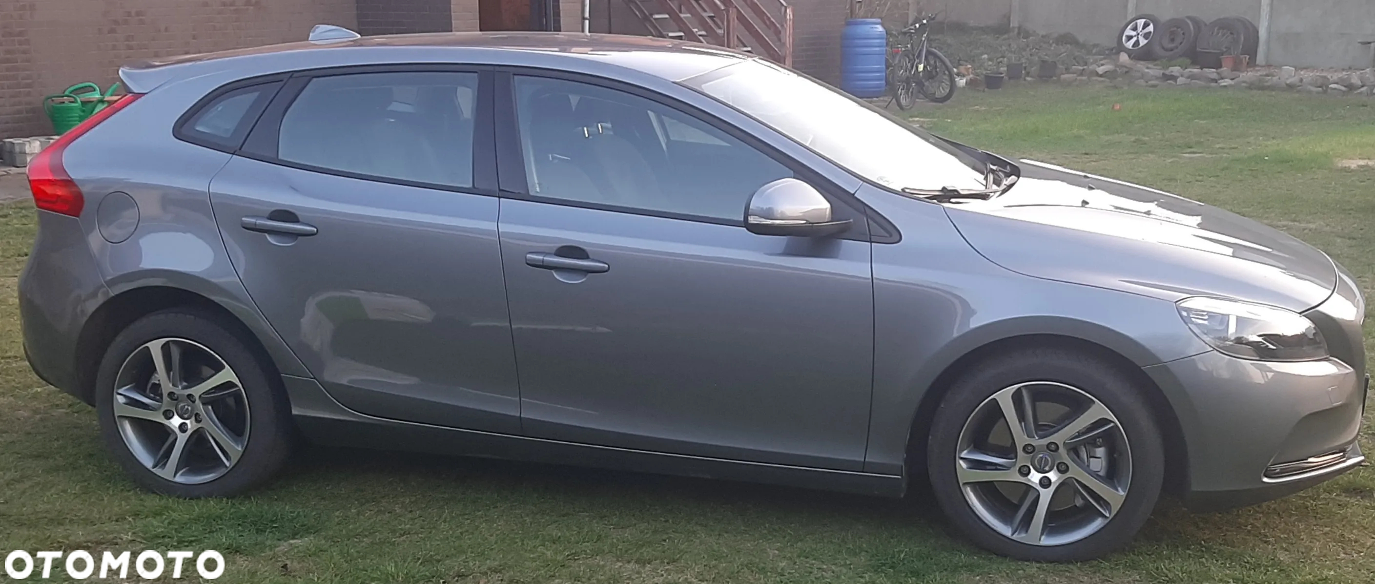 Volvo V40 D3 Drive-E Momentum - 12