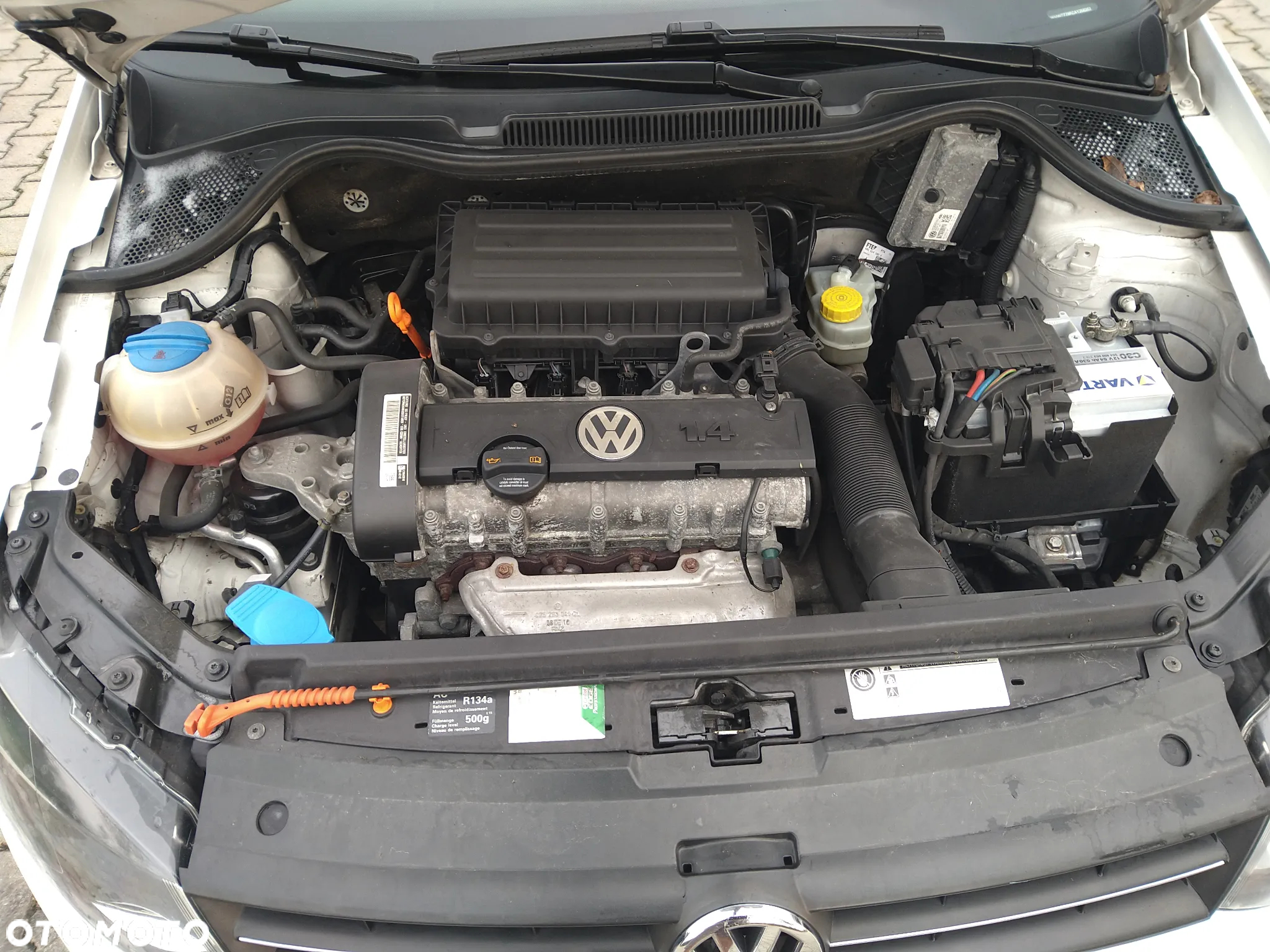 Volkswagen Polo 1.4 16V Trendline DSG - 13