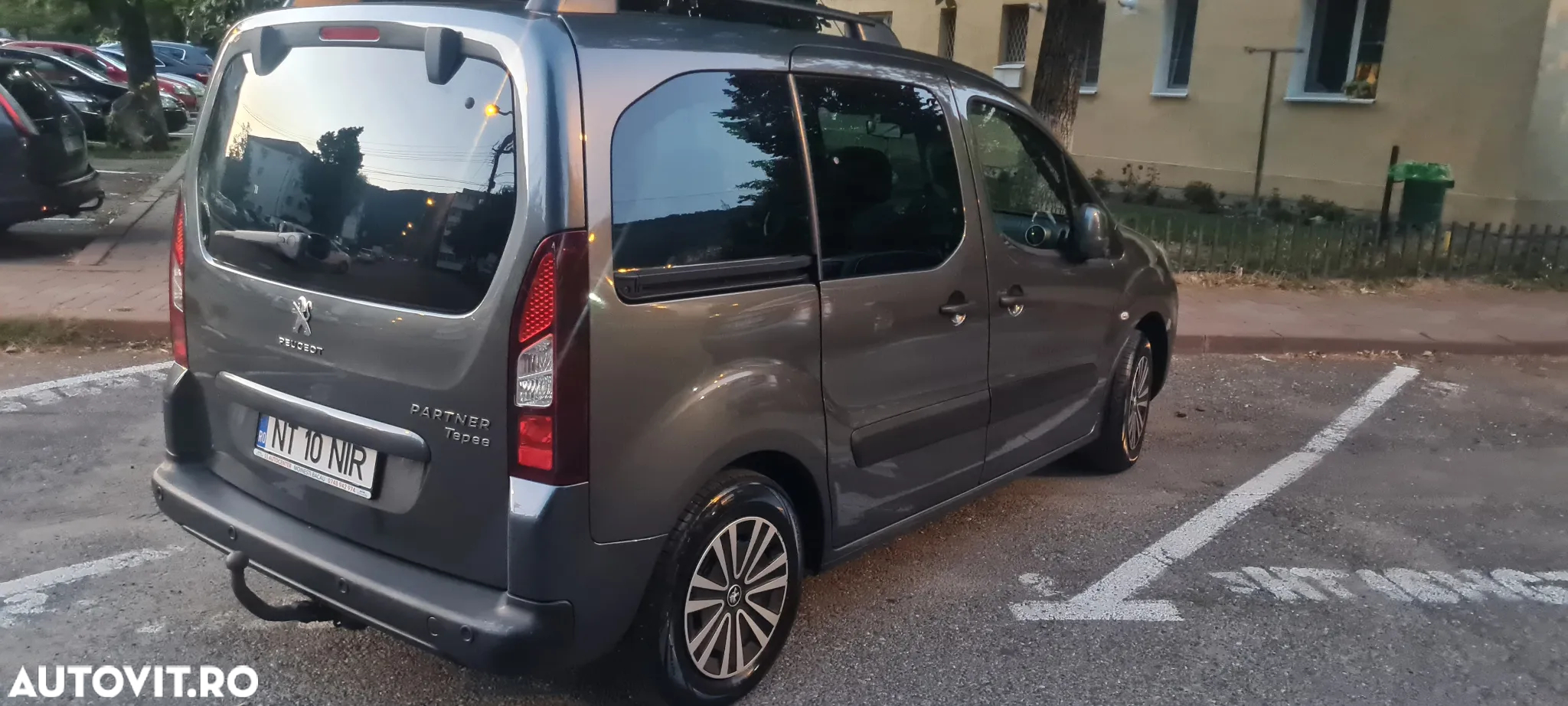 Peugeot Partner Tepee HDi FAP 115 Family - 4