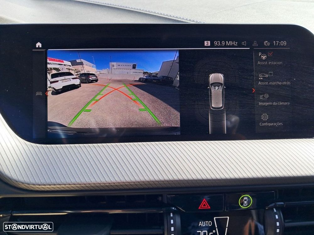 BMW 116 d Pack Desportivo M - 17