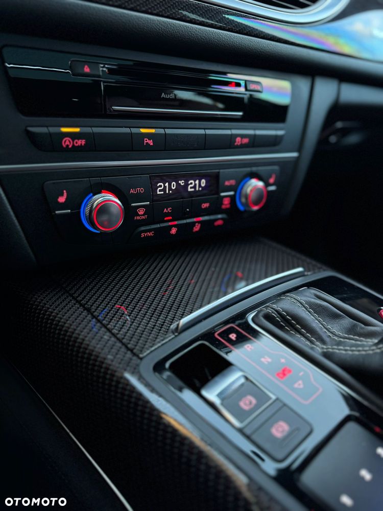 Audi S6 Avant - 13