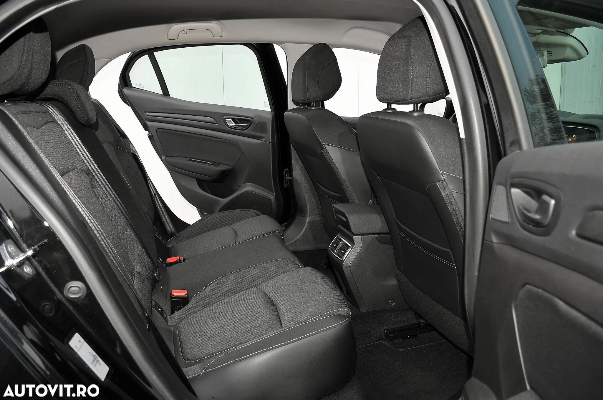 Renault Megane BLUE dCi Business - 6