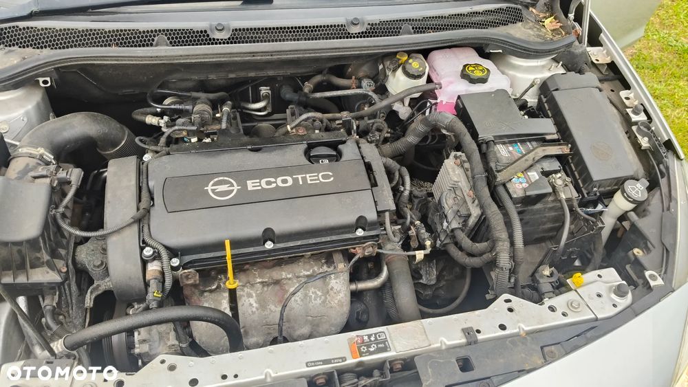 Opel Astra 1.6 Edition Sport - 15