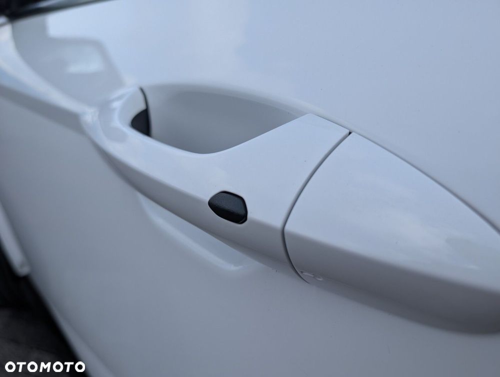 Hyundai Kona - 7
