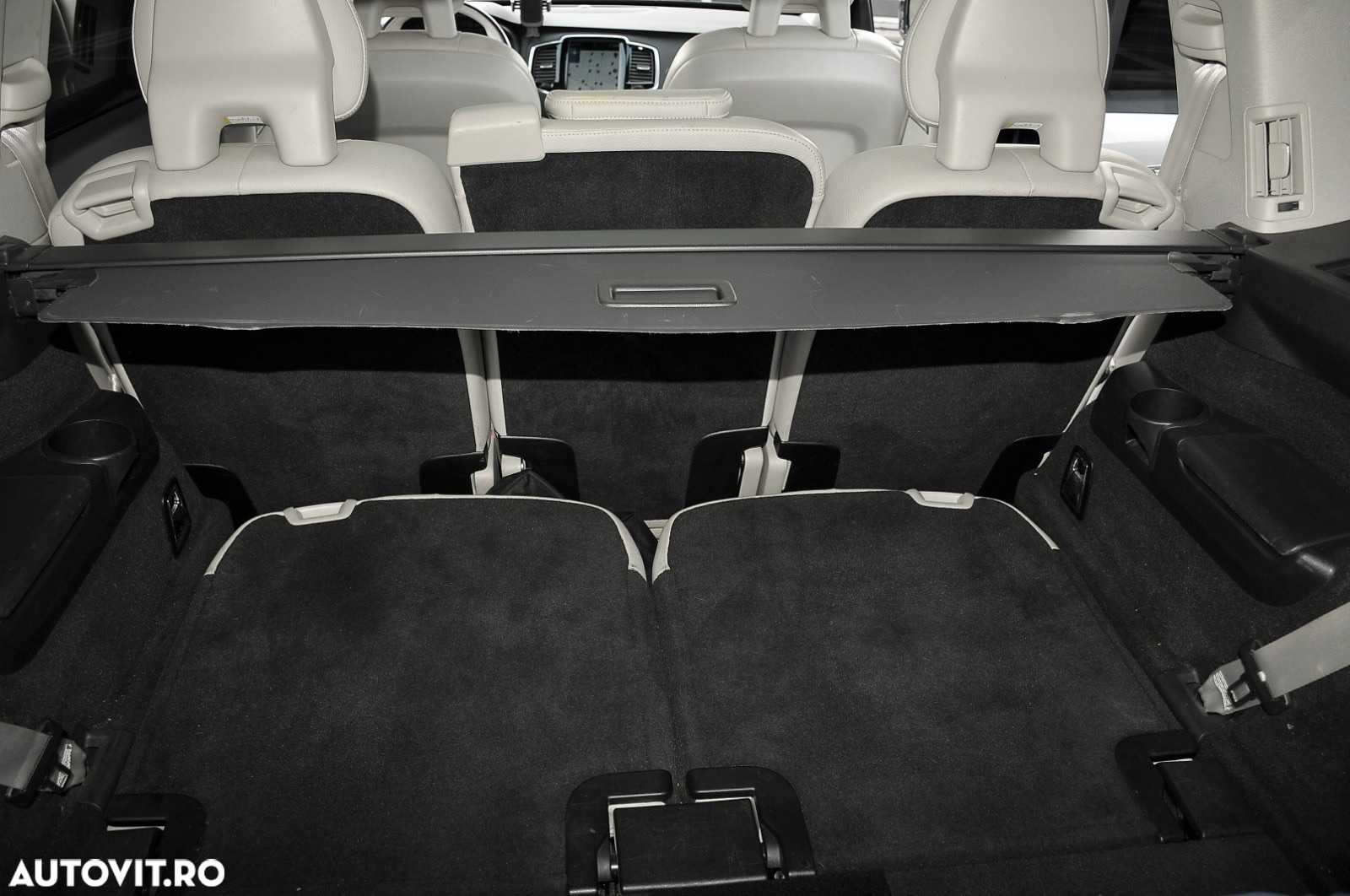 Volvo XC 90 - 13