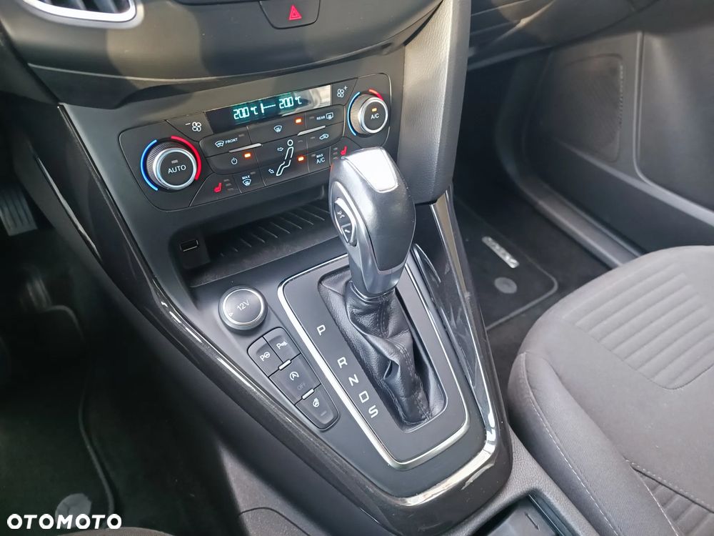 Ford Focus 1.5 EcoBoost Start-Stopp-System TITANIUM - 23