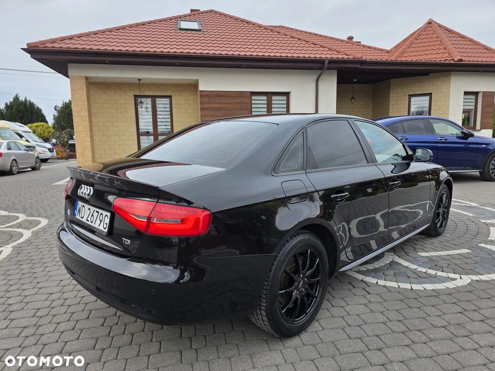Audi A4 Limousine - 31