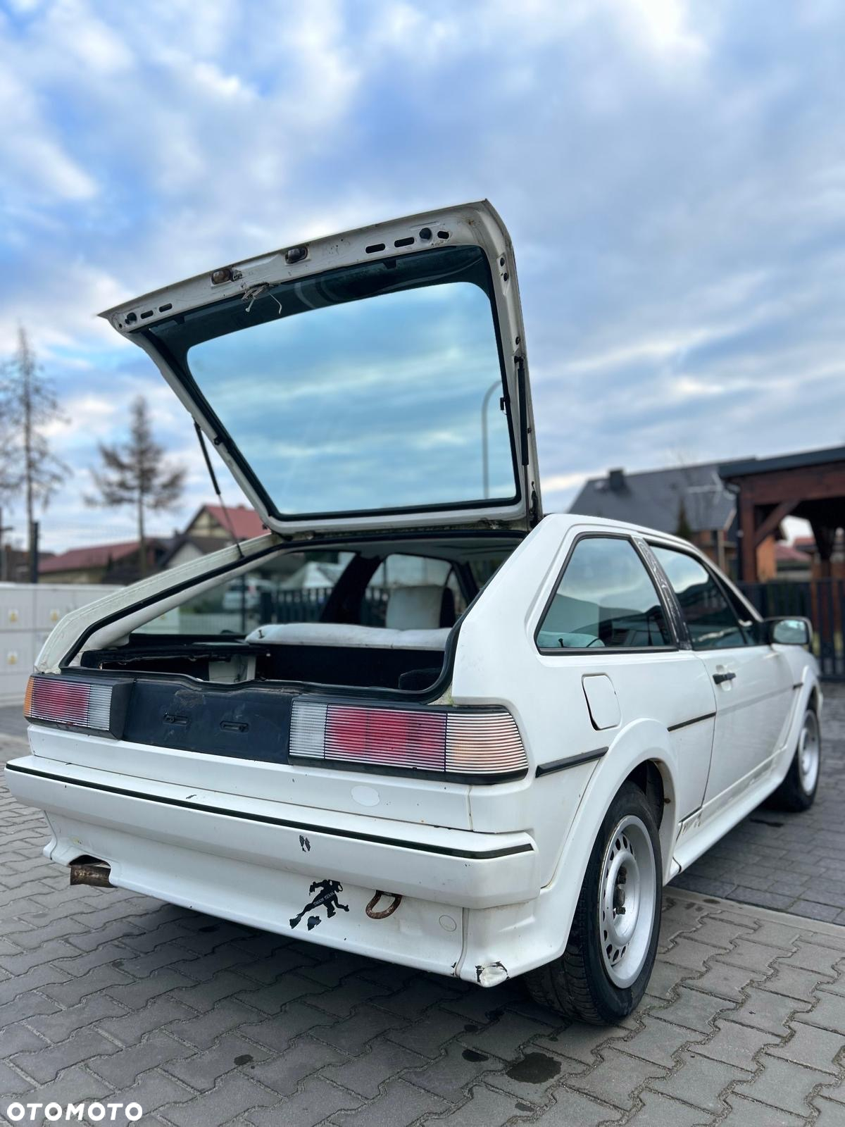 Volkswagen Scirocco 1.8 GT - 12
