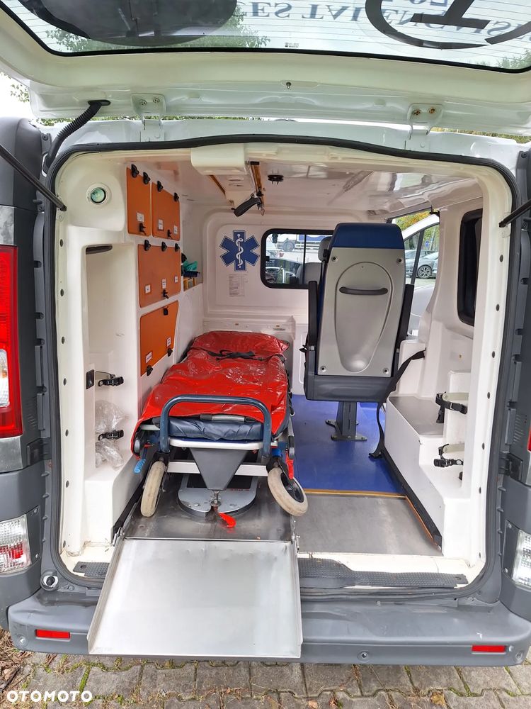 Opel Vivaro L2H1 2.9t - 8