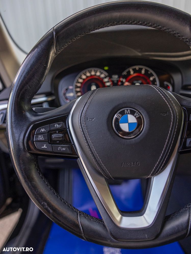 BMW Seria 5 520d xDrive Aut. Sport Line - 14