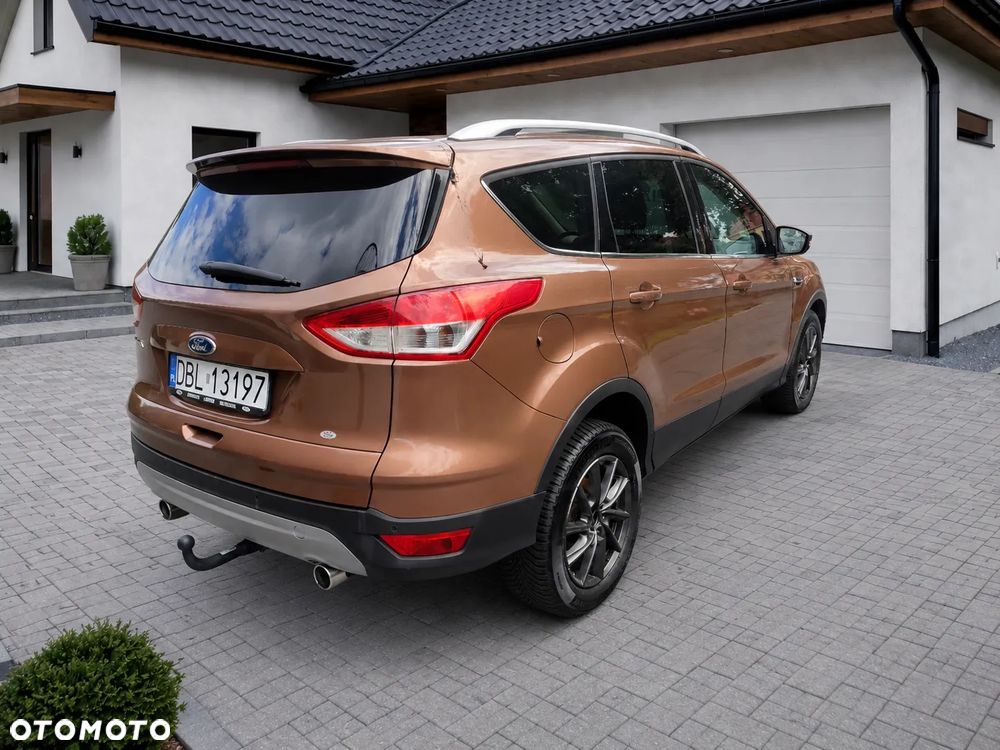 Ford Kuga 2.0 TDCi 2x4 Titanium - 7