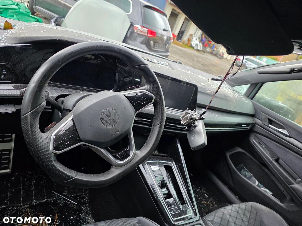 Volkswagen Golf VIII 2.0 TDI R-Line Plus DSG - 8