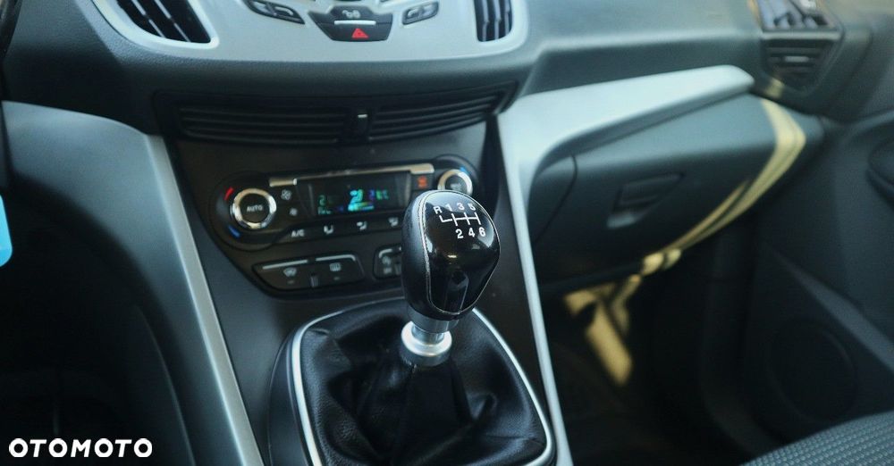 Ford Grand C-MAX - 25