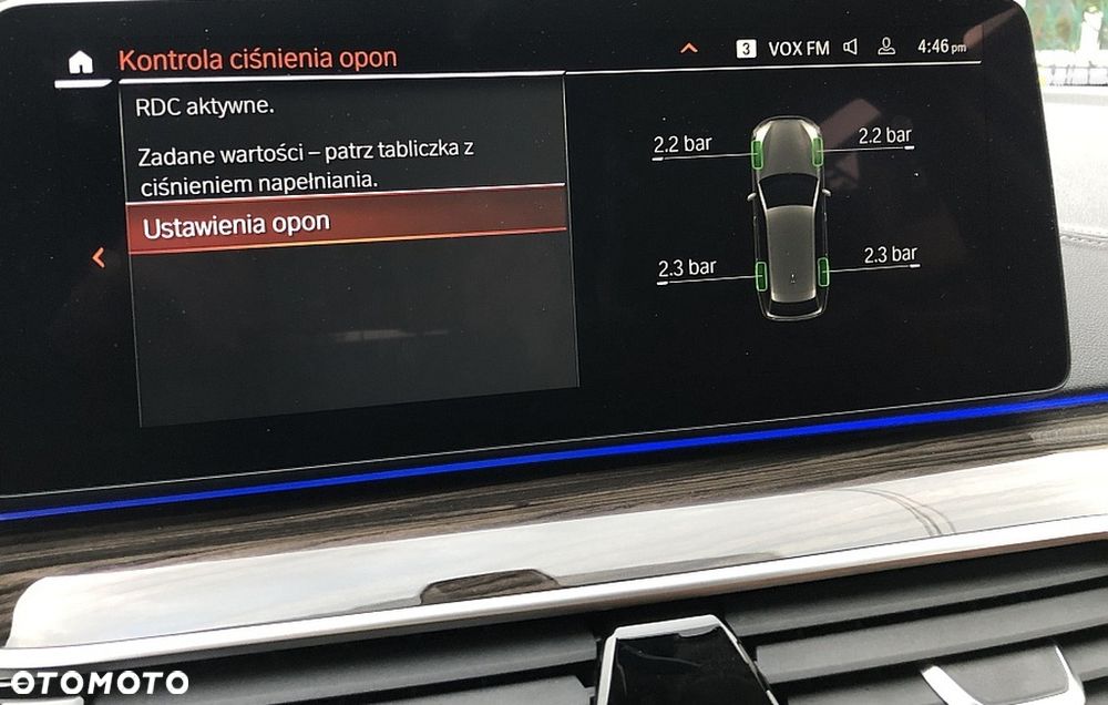 BMW Seria 5 520i GPF Luxury Line sport - 13