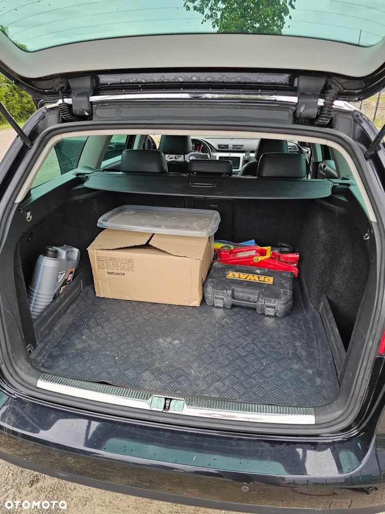 Volkswagen Passat 2.0 TDI DPF Highline DSG - 16