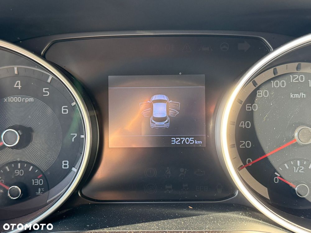 Kia XCeed 1.5 T-GDI M - 11