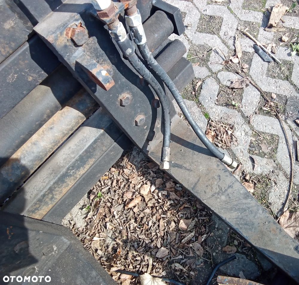 Chwytak do rol bel hydrauliczny do wózka widłowego - 2